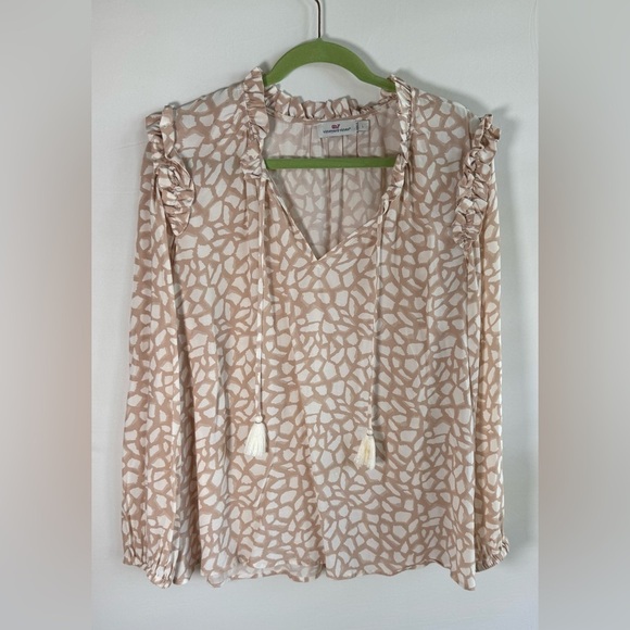 Vineyard Vines Tops - Vineyard Vines Blouse • Women’s  large